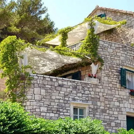 Villa Povlja アパート ポヴィヤ