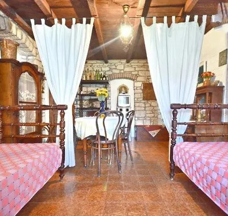 Villa Povlja * פובליה