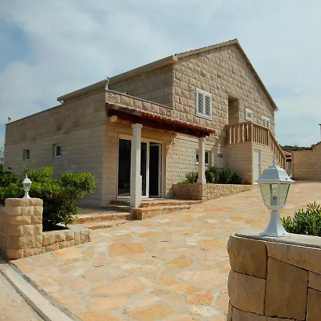 アパート Villa Povlja